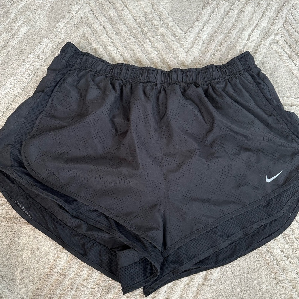 Nike Women’s Tempo Running Shorts - Perforated design - Size 1X